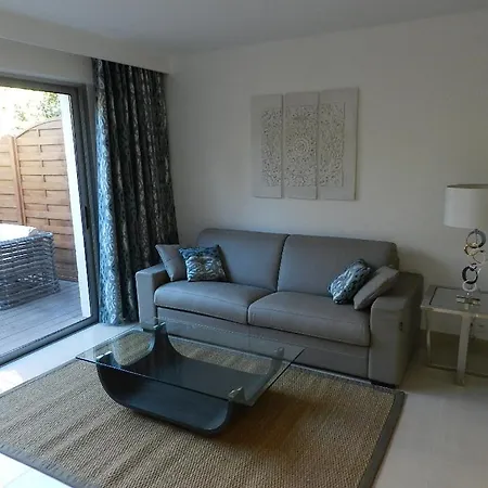 Grand Studio/terrasse Coeur De St Tropez Apartment Saint-Tropez