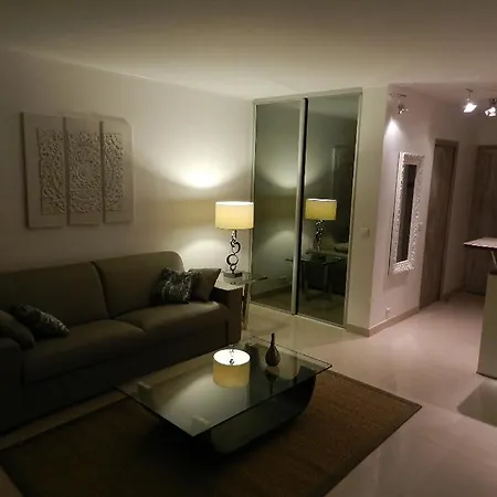 Grand Studio/terrasse Coeur De St Tropez Apartment Saint-Tropez